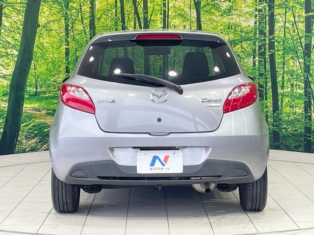 MAZDA DEMIO 2013 Image 31