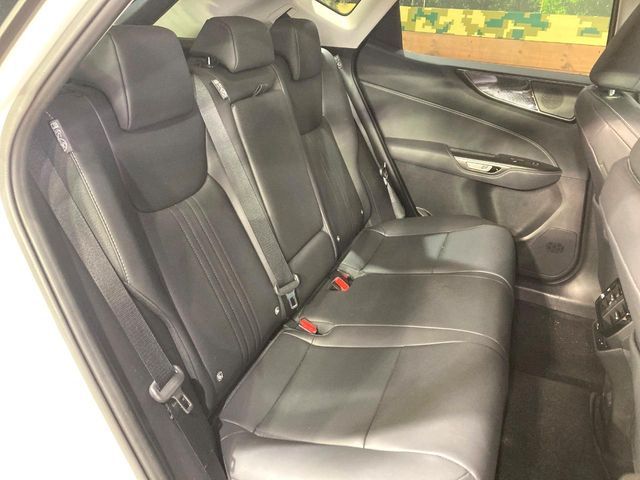 TOYOTA LEXUS NX250 2023 Image 31