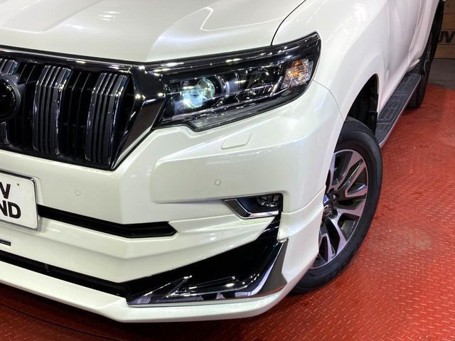 TOYOTA LANDCRUISER PRADO 2022 Image 31