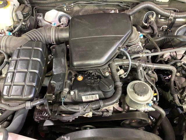 TOYOTA LANDCRUISER PRADO 2022 Image 31