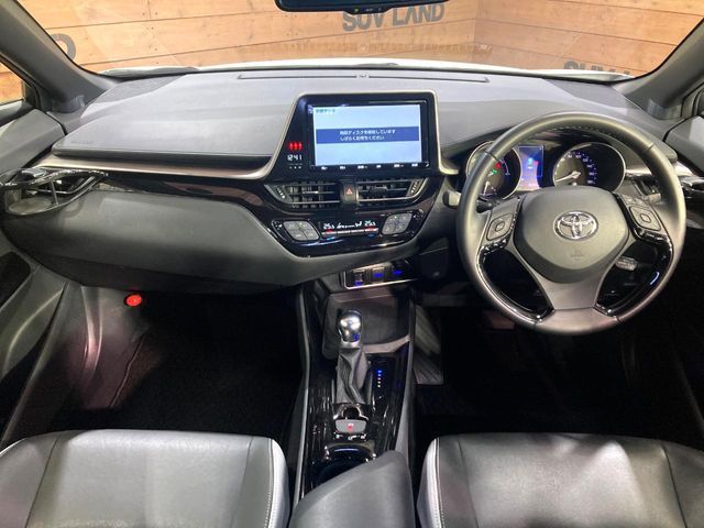 TOYOTA C-HR 2019 Image 31