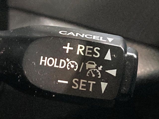 TOYOTA C-HR 2019 Image 31