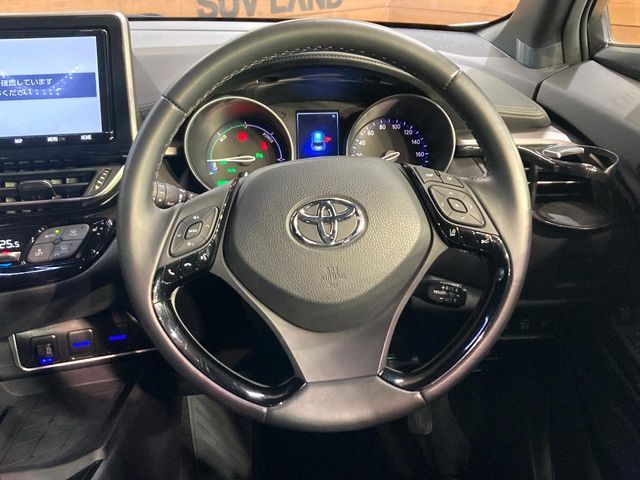 TOYOTA C-HR 2019 Image 31