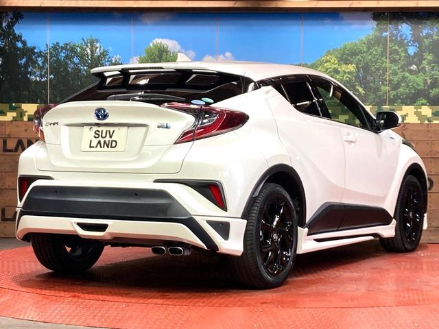 TOYOTA C-HR 2019 Image 31