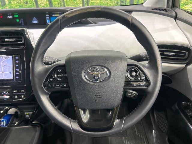 TOYOTA PRIUS 2019 Image 31
