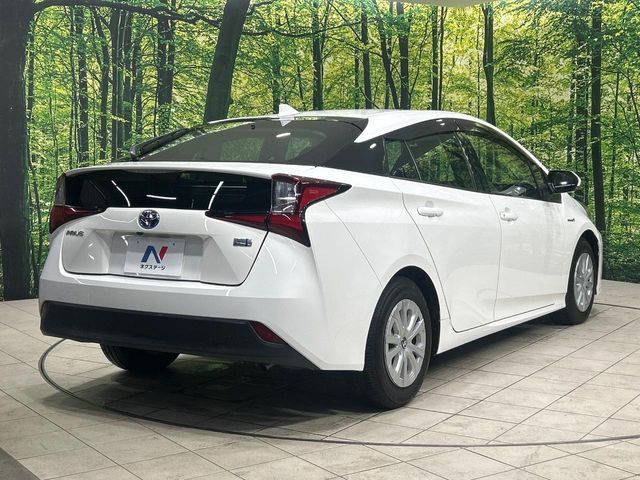 TOYOTA PRIUS 2019 Image 31