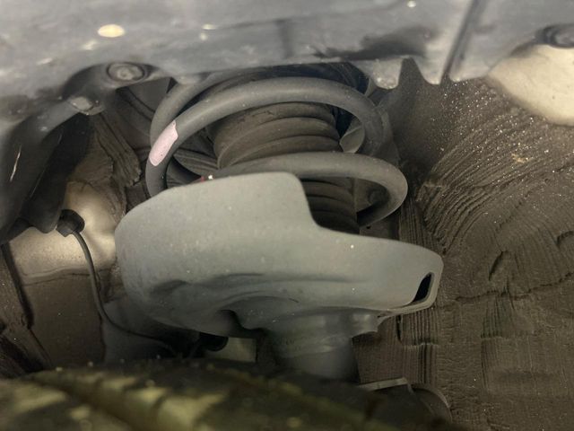 TOYOTA PRIUS 2019 Image 31