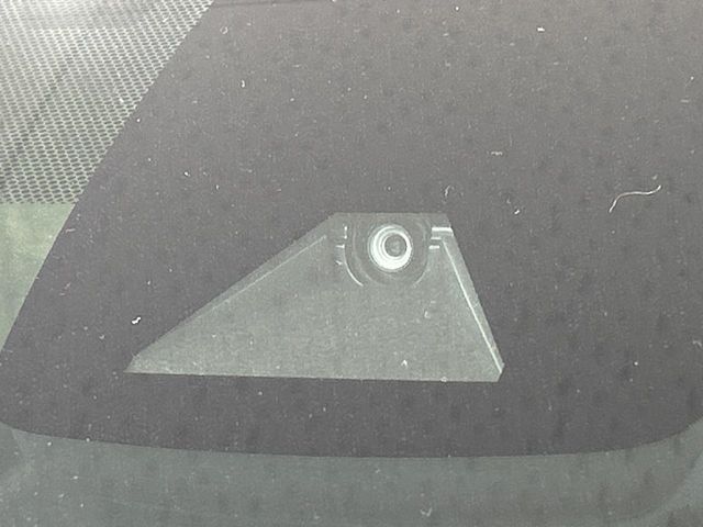 TOYOTA PRIUS 2017 Image 31