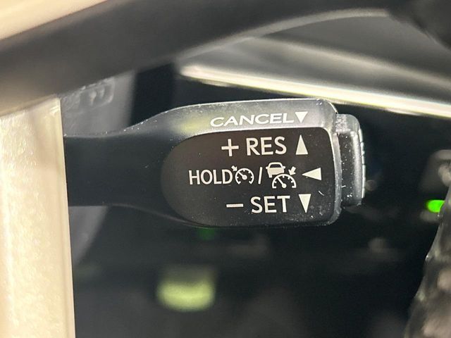 TOYOTA PRIUS 2017 Image 31