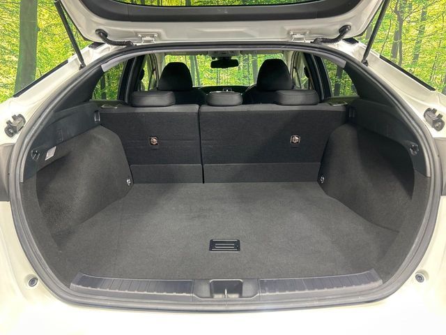 TOYOTA PRIUS 2017 Image 31