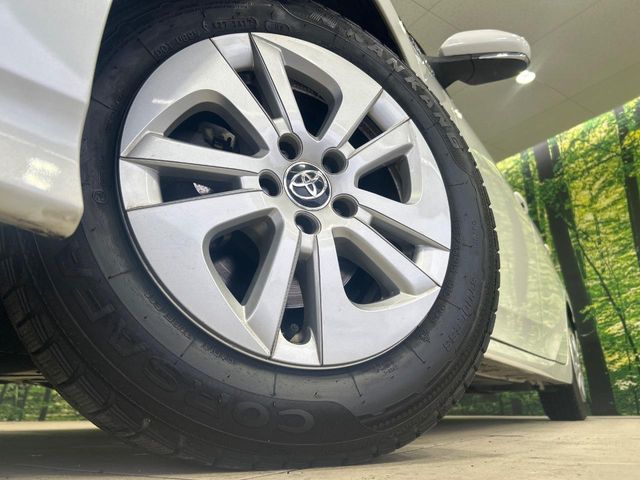 TOYOTA PRIUS 2017 Image 31