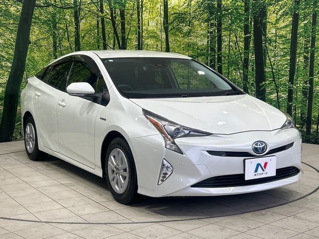 TOYOTA PRIUS 2017 Image 31
