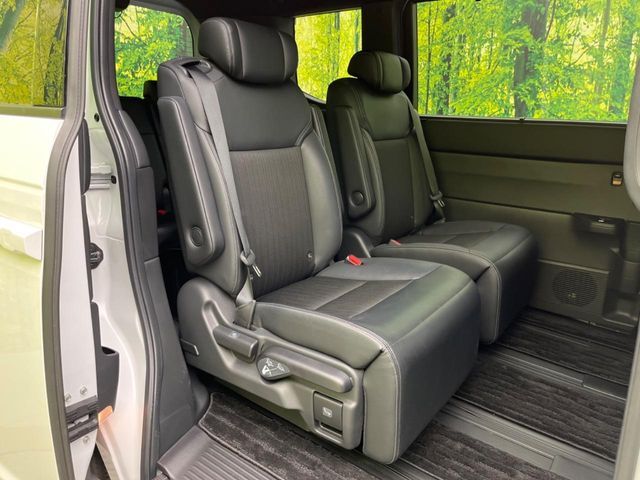 HONDA STEPWAGON E:HEV SPAD 2023 Image 31