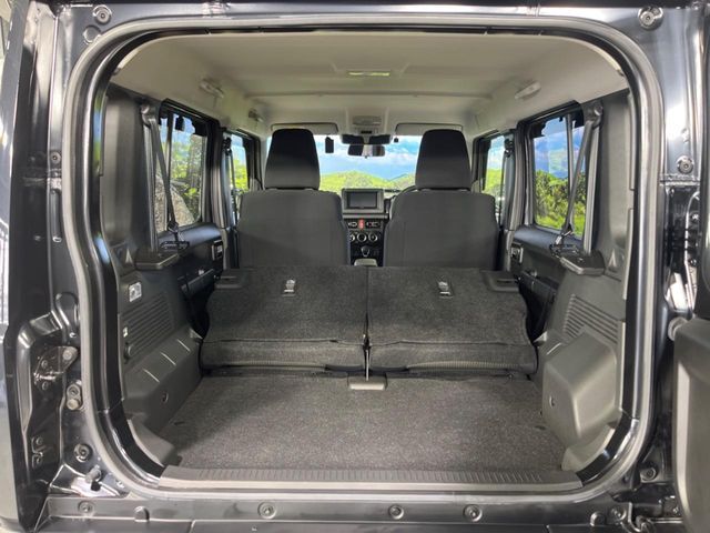 SUZUKI JIMNY NOMADE 2025 Image 31