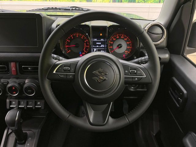 SUZUKI JIMNY NOMADE 2026 Image 31