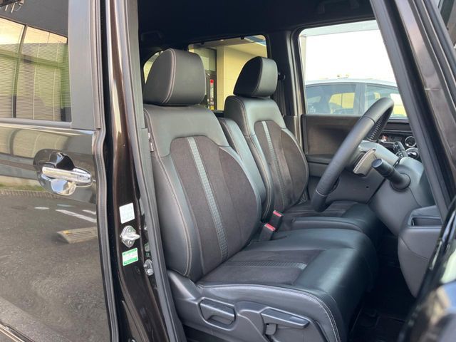 HONDA N BOX CUSTOM 2022 Image 31