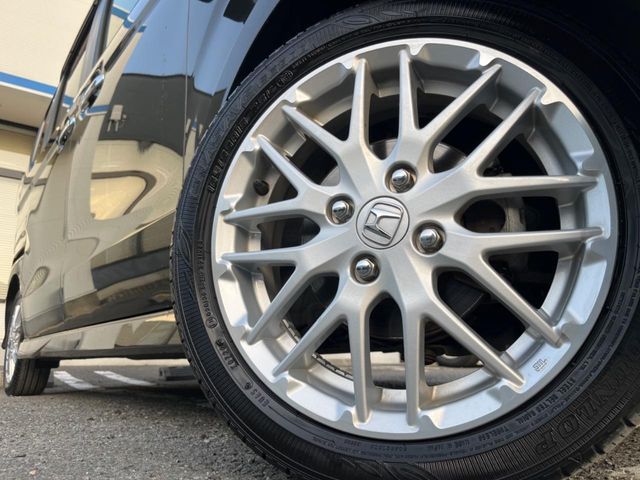 HONDA N BOX CUSTOM 2022 Image 31