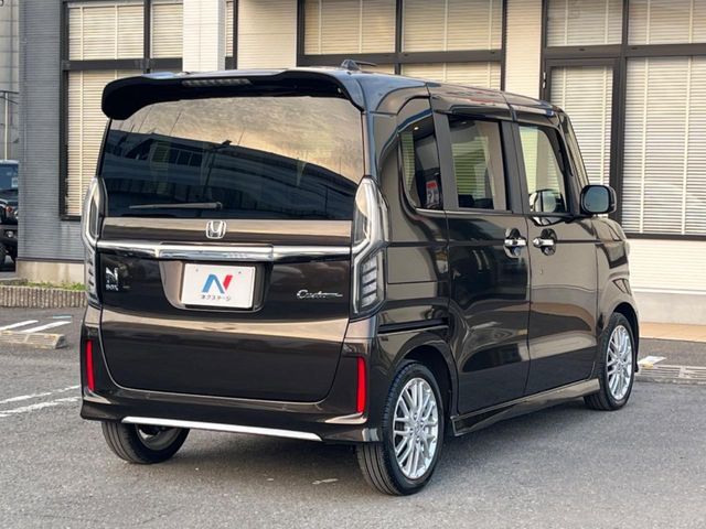 HONDA N BOX CUSTOM 2022 Image 31