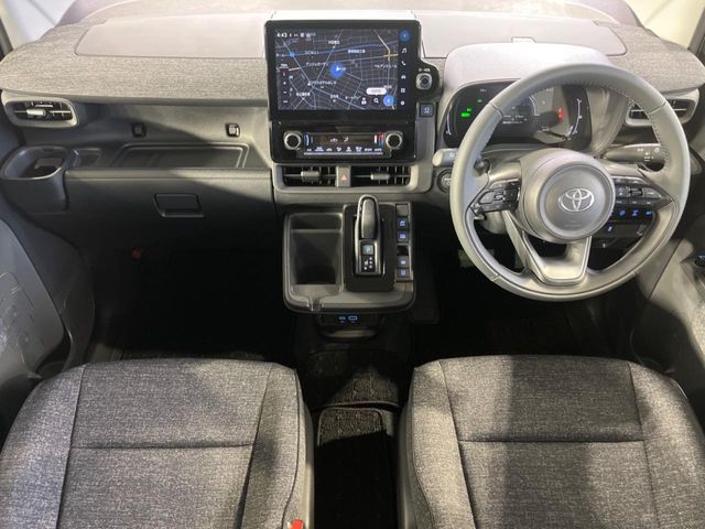 TOYOTA SIENTA HYBRID 2026 Image 31