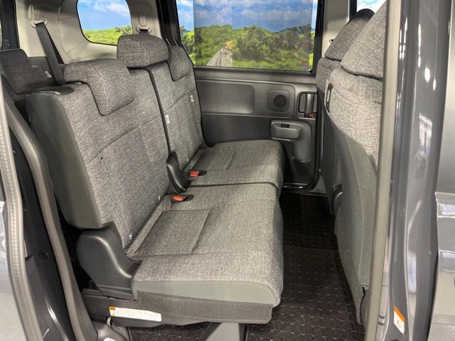 TOYOTA SIENTA HYBRID 2026 Image 31