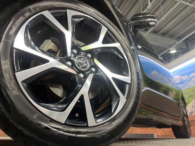 TOYOTA C-HR 2018 Image 31