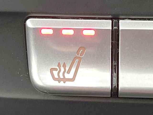 MERCEDES BENZ CLA SH 2018 Image 31