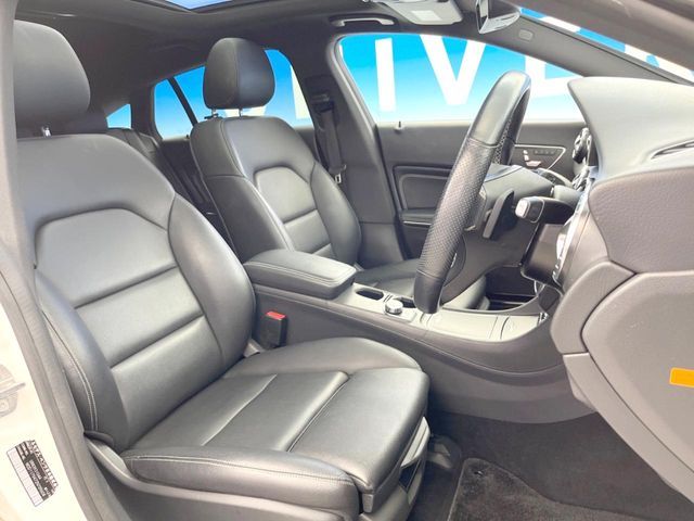 MERCEDES BENZ CLA SH 2018 Image 31