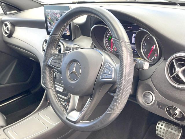 MERCEDES BENZ CLA SH 2018 Image 31
