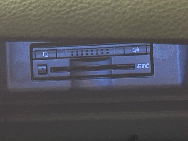 TOYOTA HARRIER 4WD 2015 Image 31