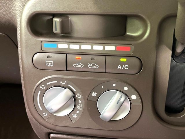 SUZUKI ALTO LAPIN CHOCOLAT 2013 Image 31