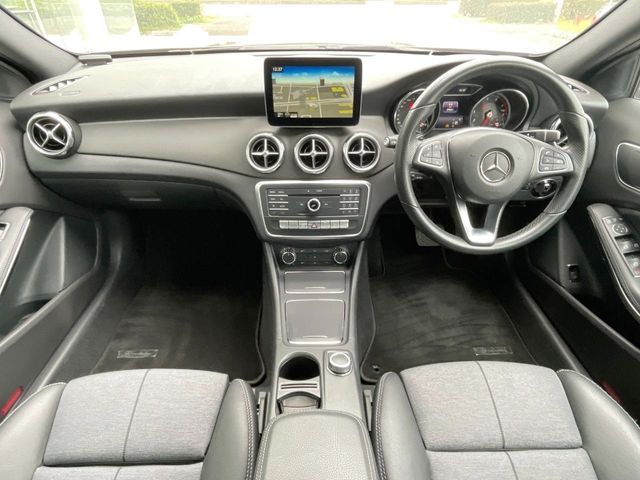 MERCEDES BENZ GLA CL 2017 Image 31