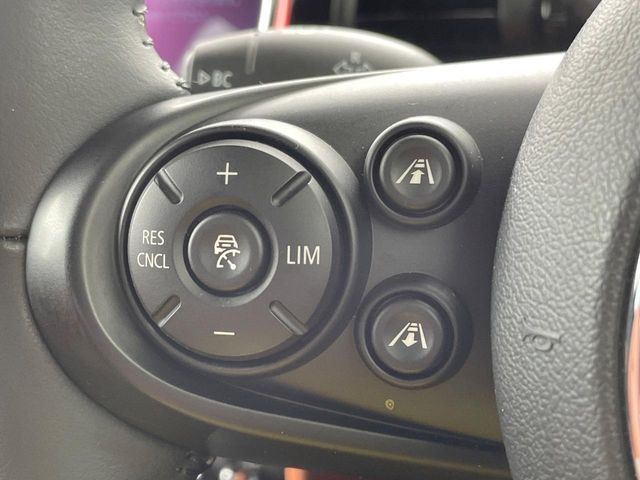 BMW MINI COOPER SD 5DOOR 2021 Image 31