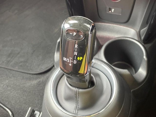 BMW MINI COOPER SD 5DOOR 2021 Image 31