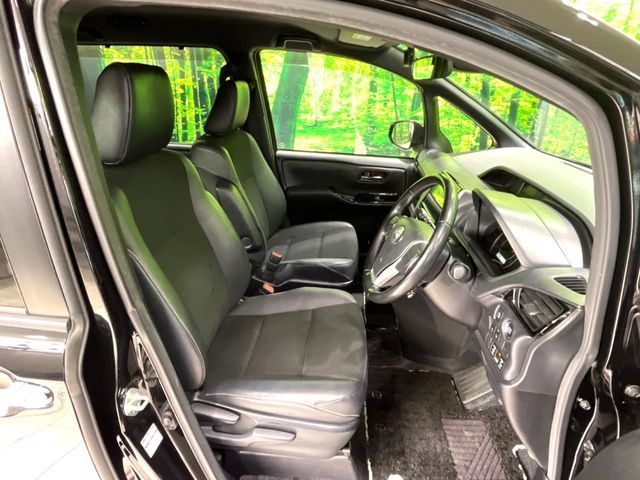 TOYOTA NOAH 2019 Image 31