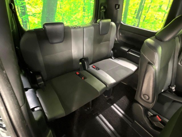 TOYOTA NOAH 2019 Image 31