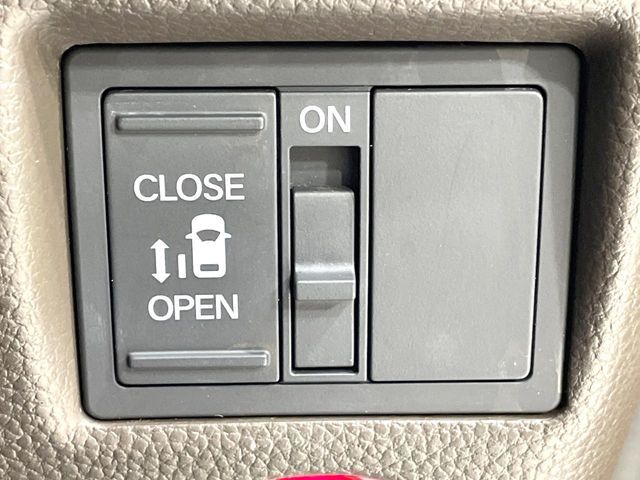 HONDA N BOX 2021 Image 31