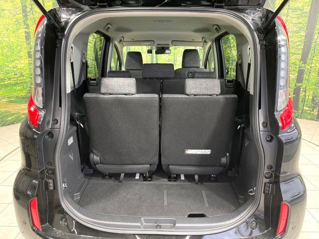 TOYOTA SIENTA HYBRID 2025 Image 31