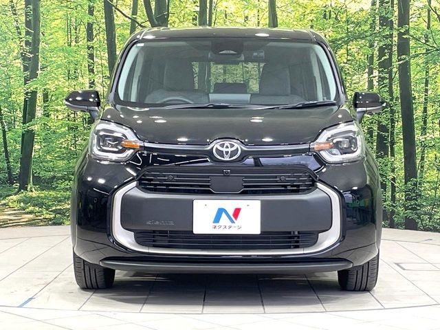 TOYOTA SIENTA HYBRID 2025 Image 31