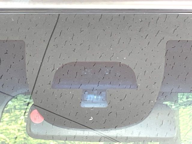 HONDA N BOX 2015 Image 31