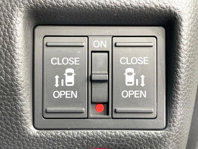 HONDA N BOX CUSTOM 2019 Image 31