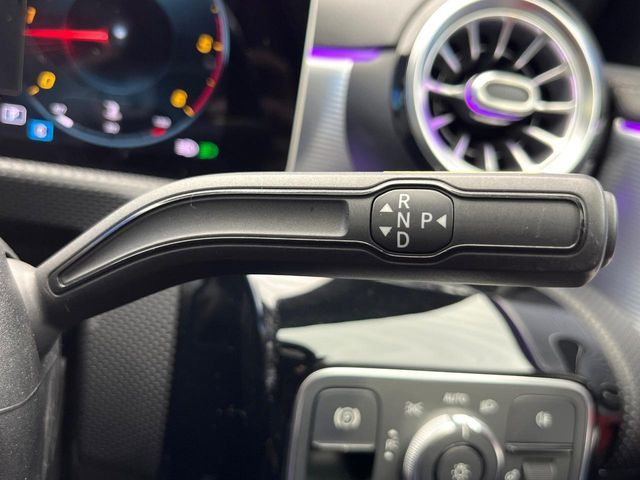 MERCEDES BENZ A CLAS 2019 Image 31