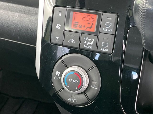 DAIHATSU TANTO CUSTOM 2014 Image 31