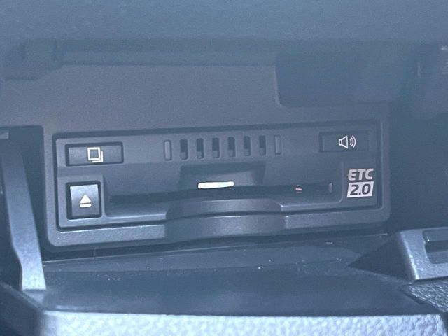 TOYOTA LEXUS ES300H 2019 Image 31