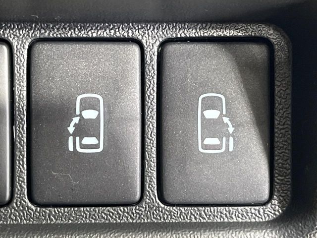 TOYOTA HIACE VAN 4WD 2026 Image 31