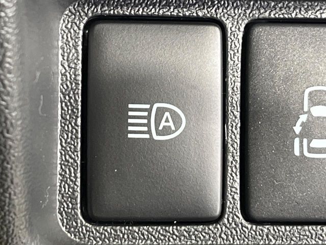 TOYOTA HIACE VAN 4WD 2026 Image 31