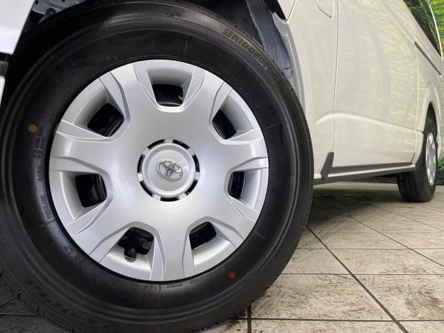 TOYOTA HIACE VAN 4WD 2026 Image 31