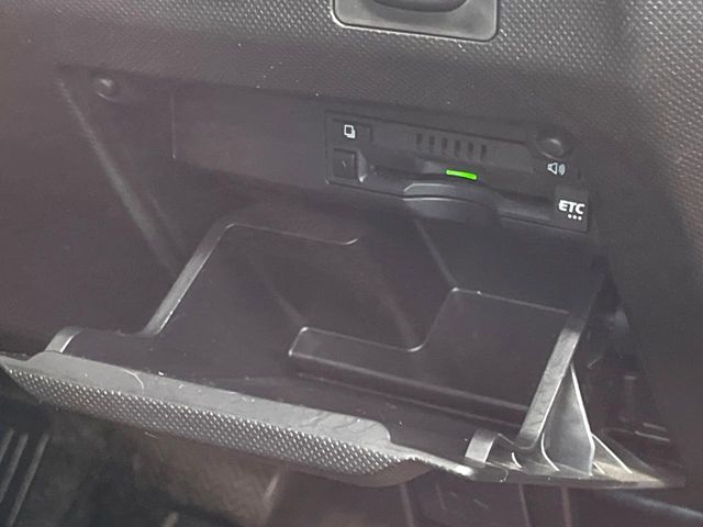 TOYOTA ESTIMA 2016 Image 31