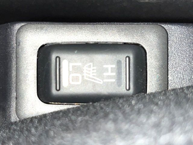 MITSUBISHI DELICA D:5 4WD 2017 Image 31