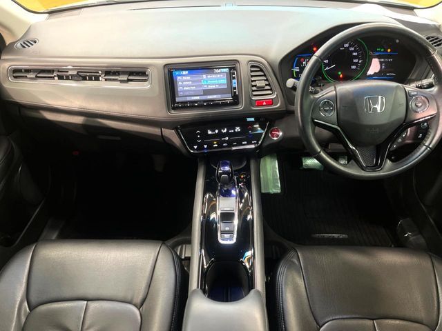 HONDA VEZEL HYBRID 2015 Image 31