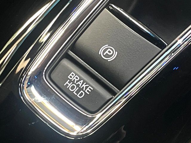 HONDA VEZEL HYBRID 2015 Image 31